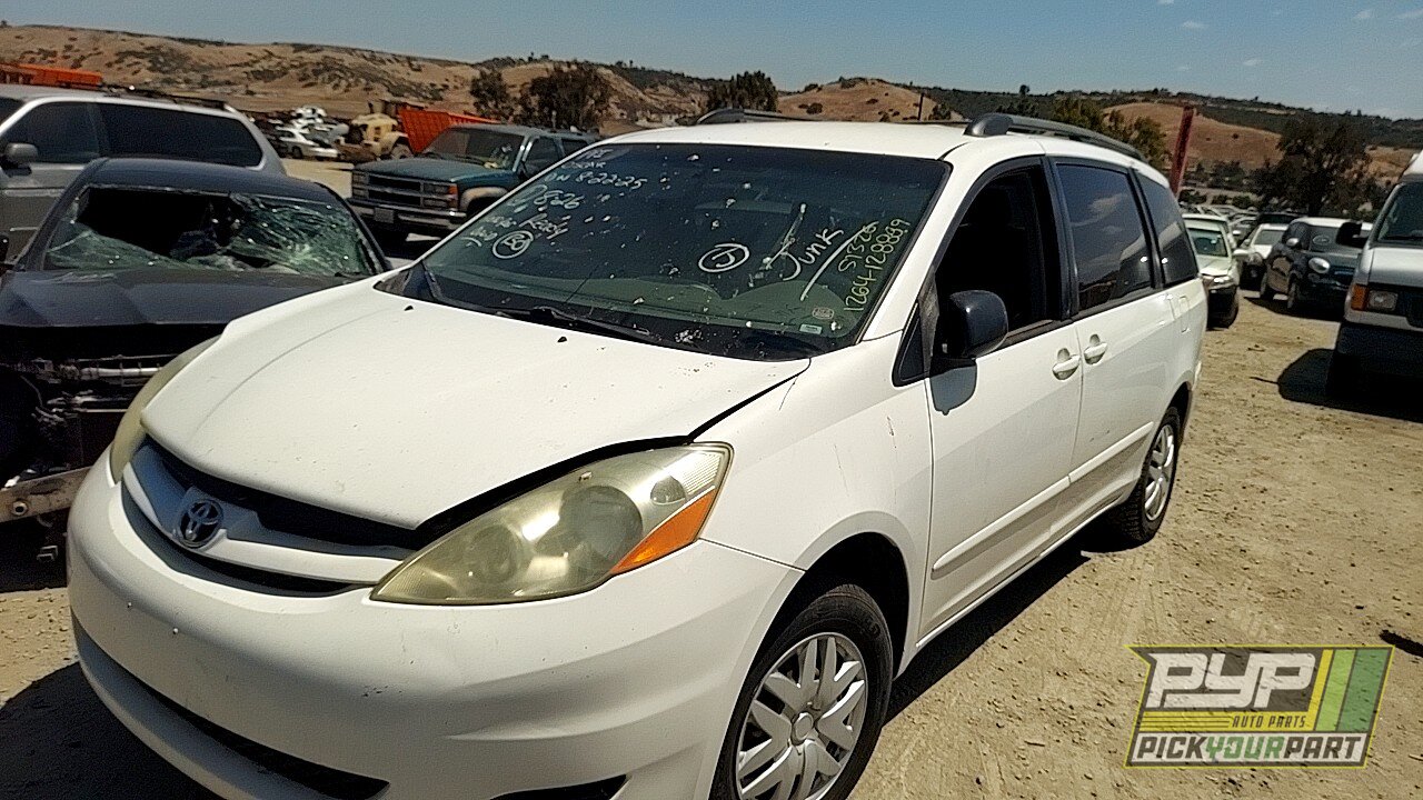 Photo of 2006 Toyota Sienna