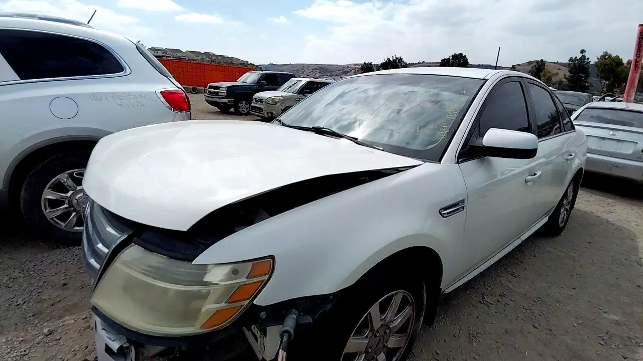 Photo of 2009 Ford Taurus