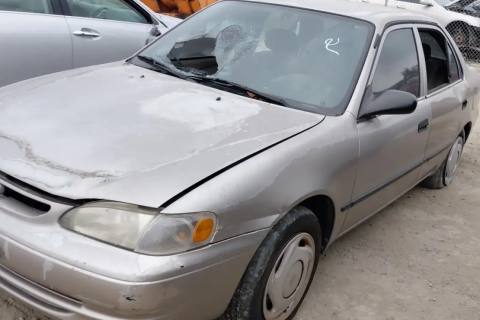Photo of 1998 Toyota Corolla