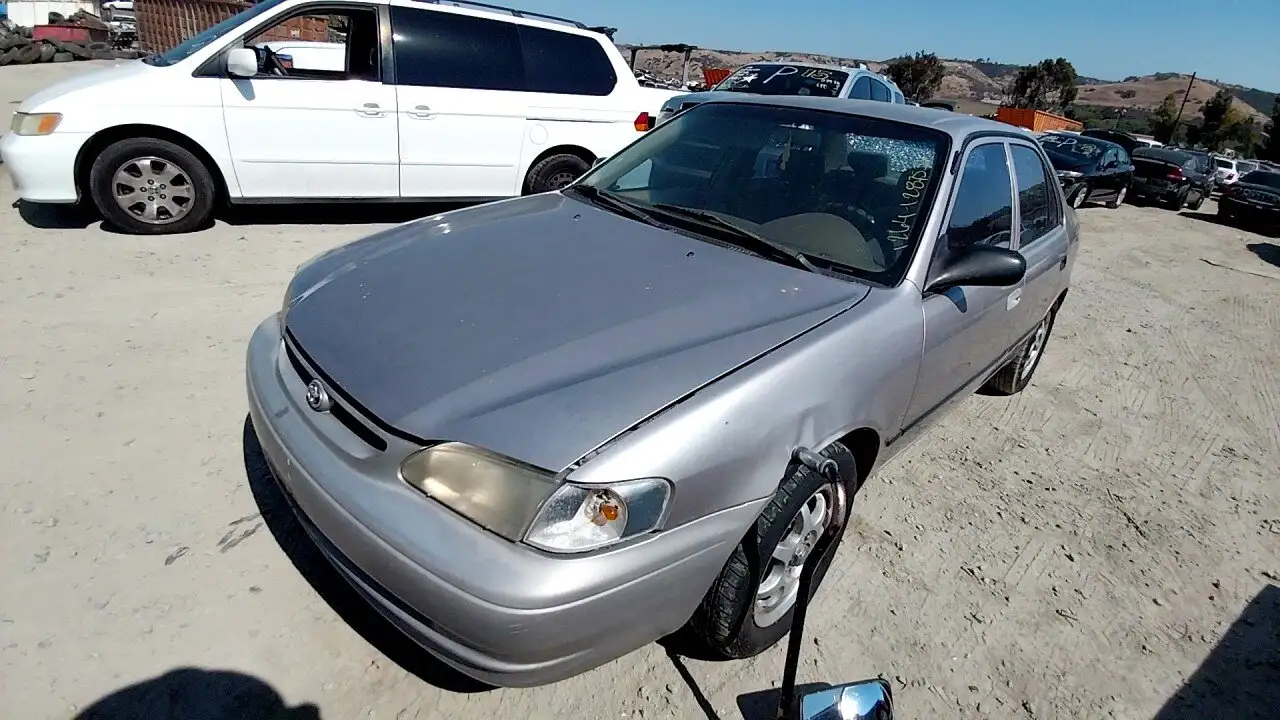 Photo of 2000 Toyota Corolla
