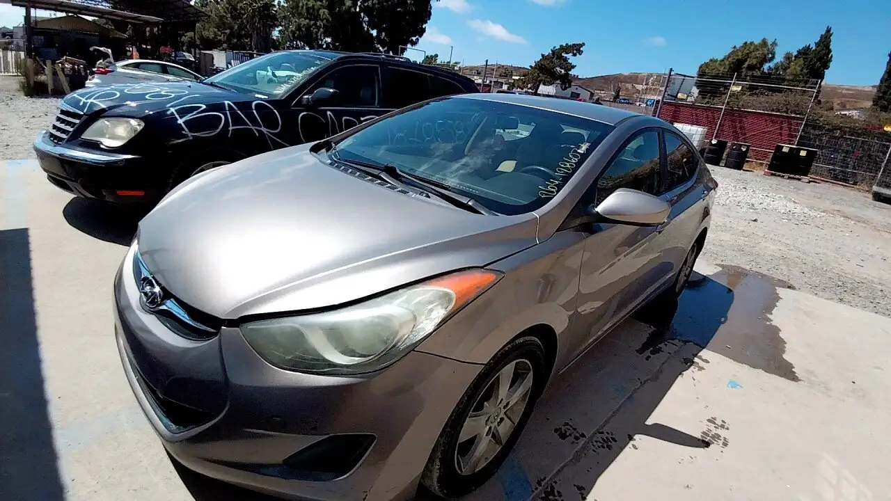 Photo of 2011 Hyundai Elantra