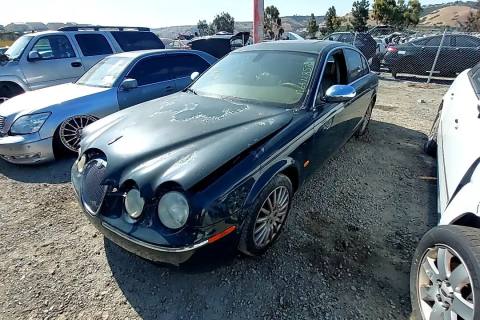 Photo of 2006 Jaguar S-Type