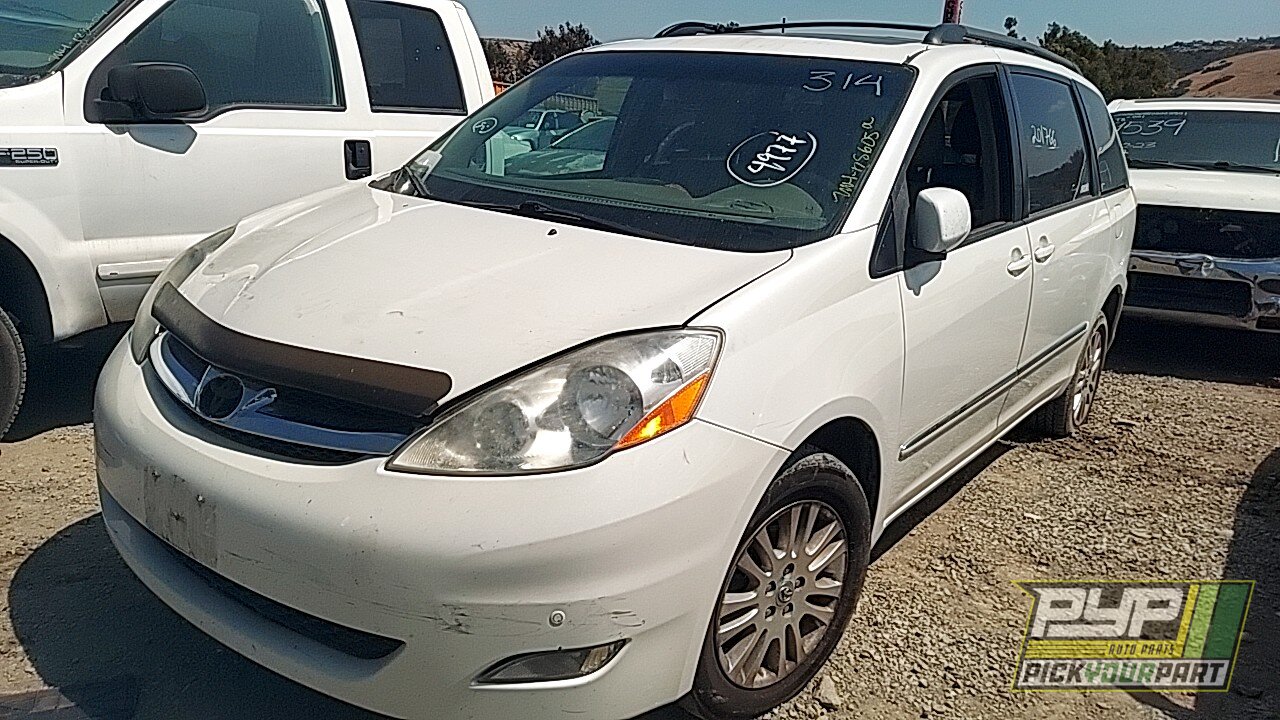 Photo of 2009 Toyota Sienna