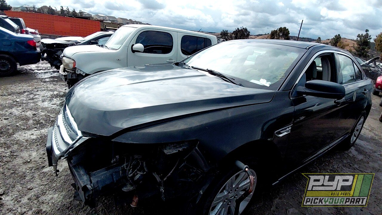 Photo of 2010 Ford Taurus