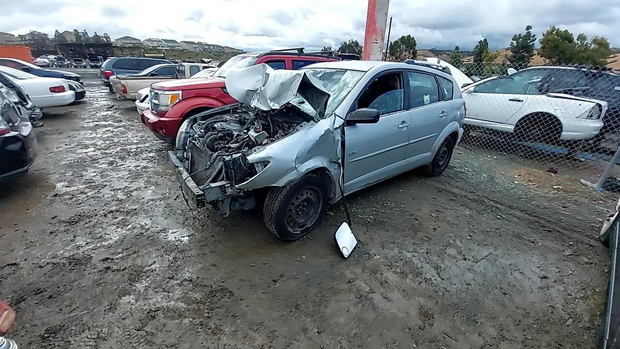 Photo of 2003 Pontiac Vibe