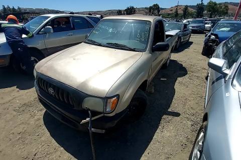 Photo of 2001 Toyota Tacoma