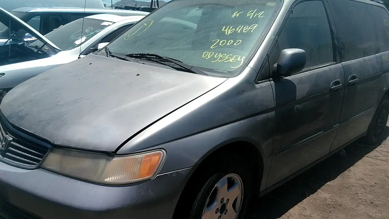 Photo of 2000 Honda Odyssey