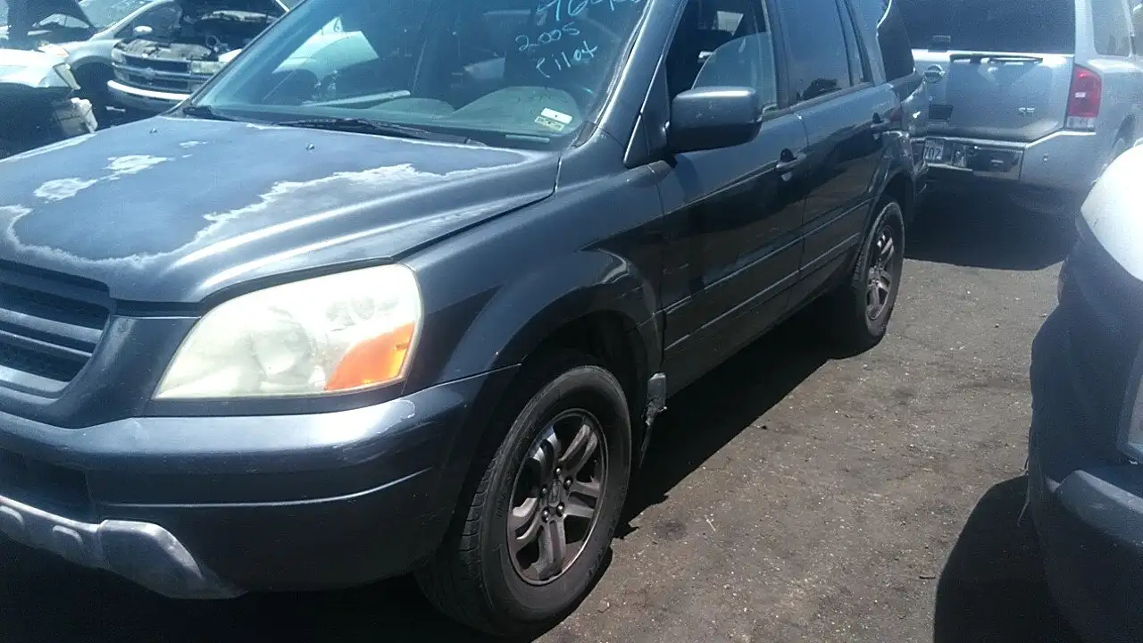 Photo of 2005 Honda Pilot