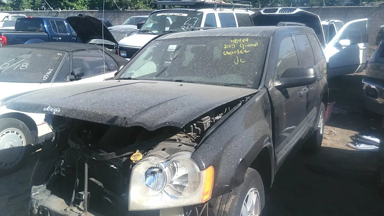 Photo of 2005 Jeep Grand Cherokee