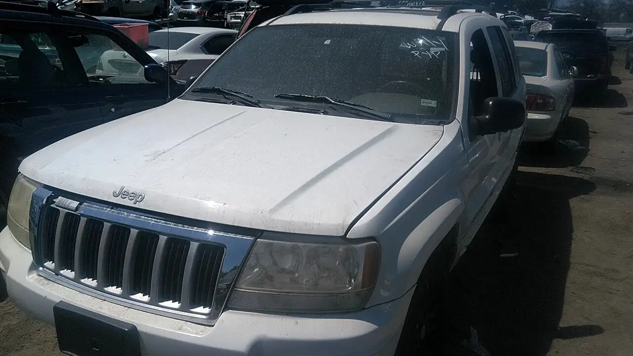 Photo of 2004 Jeep Grand Cherokee
