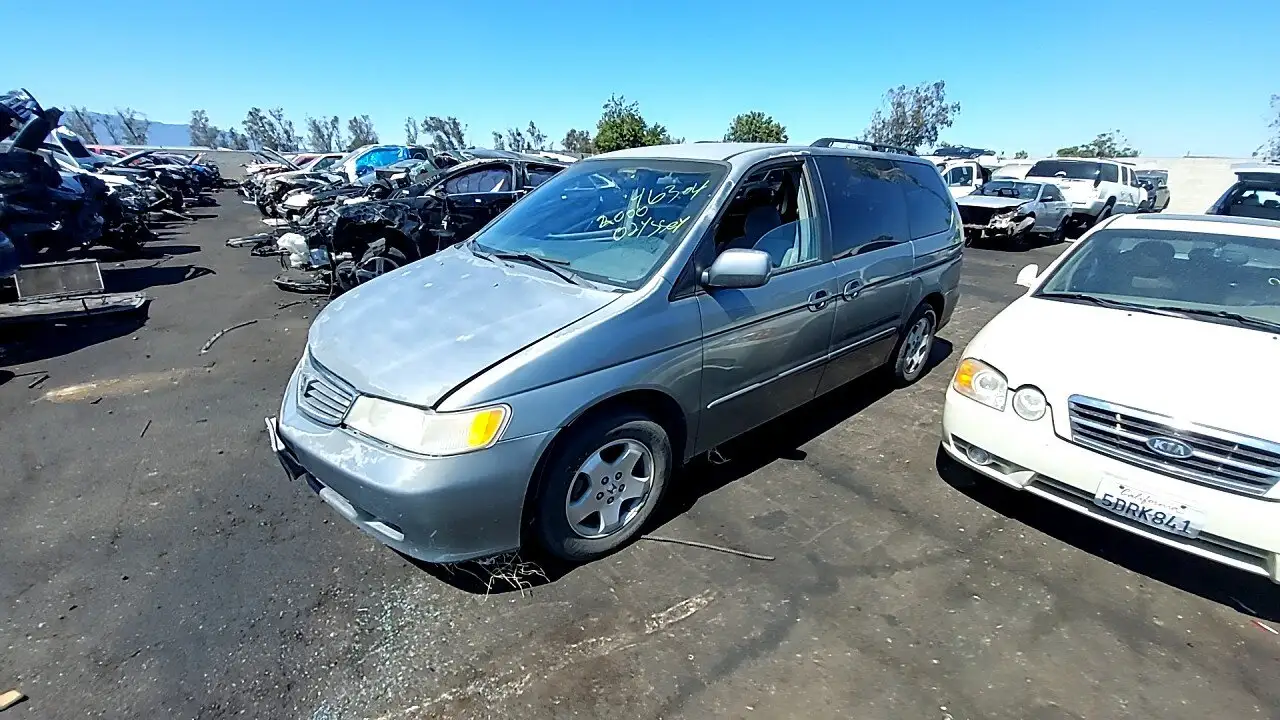 Photo of 2000 Honda Odyssey