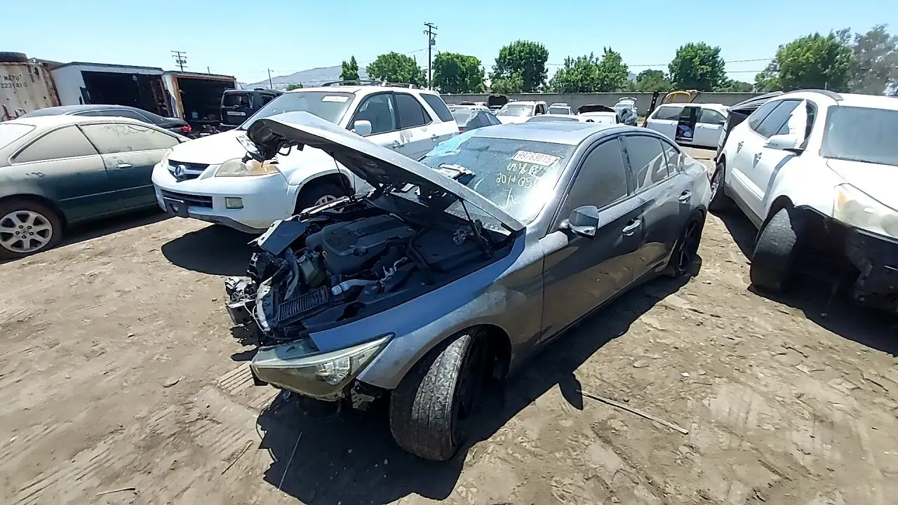 Photo of 2014 Infiniti Q50