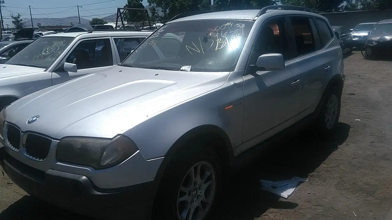Photo of 2005 Bmw X3