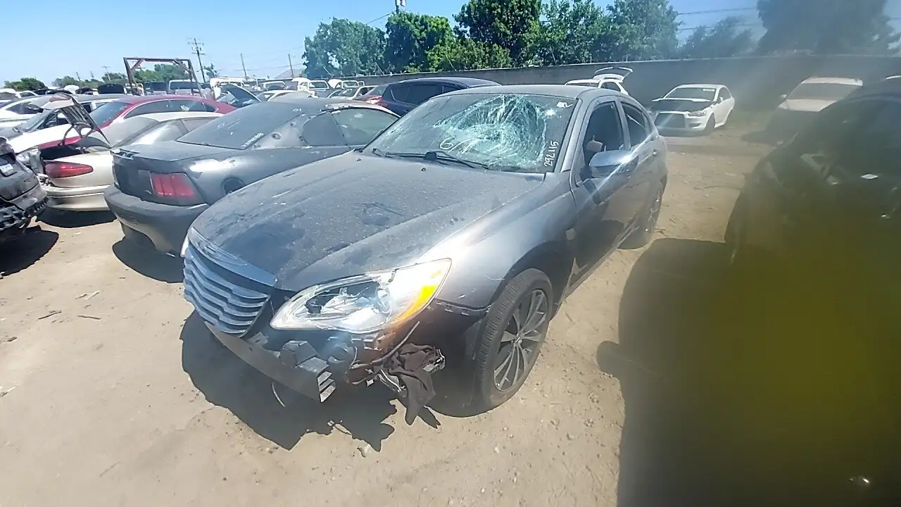 Photo of 2012 Chrysler 200
