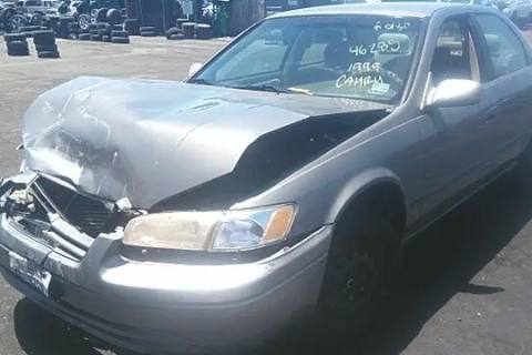 Photo of 1999 Toyota Camry