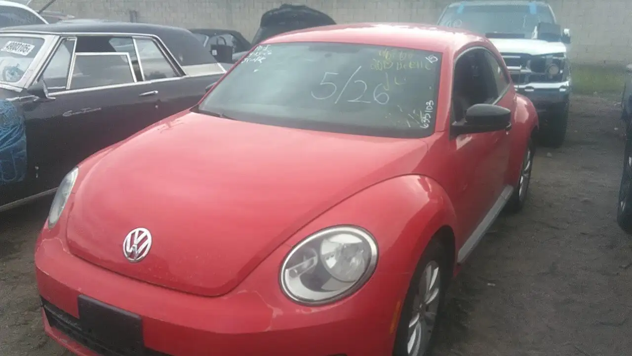 Photo of 2015 Volkswagen Beetle