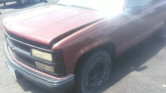 Photo of 1999 Chevrolet Tahoe