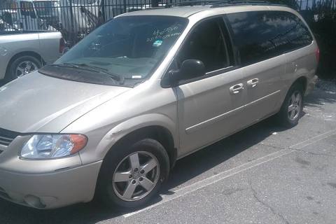Photo of 2005 Dodge Grand Caravan