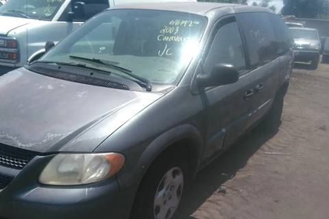 Photo of 2003 Dodge Caravan