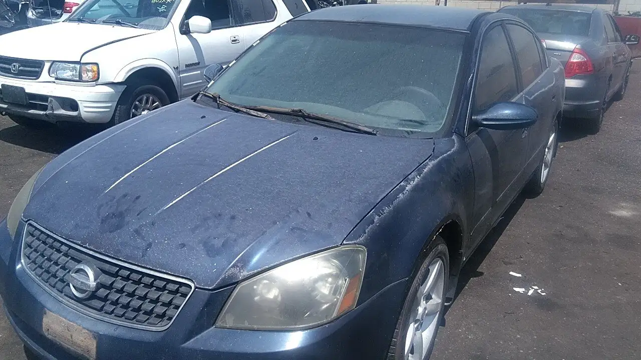 Photo of 2005 Nissan Altima