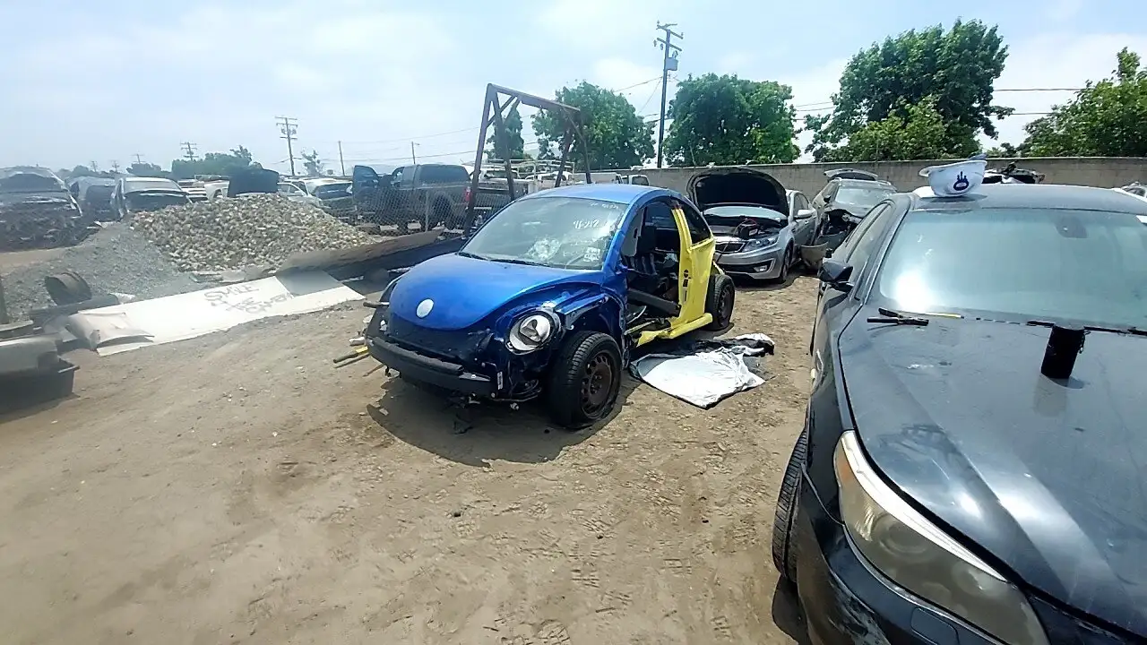 Photo of 2003 Volkswagen Beetle