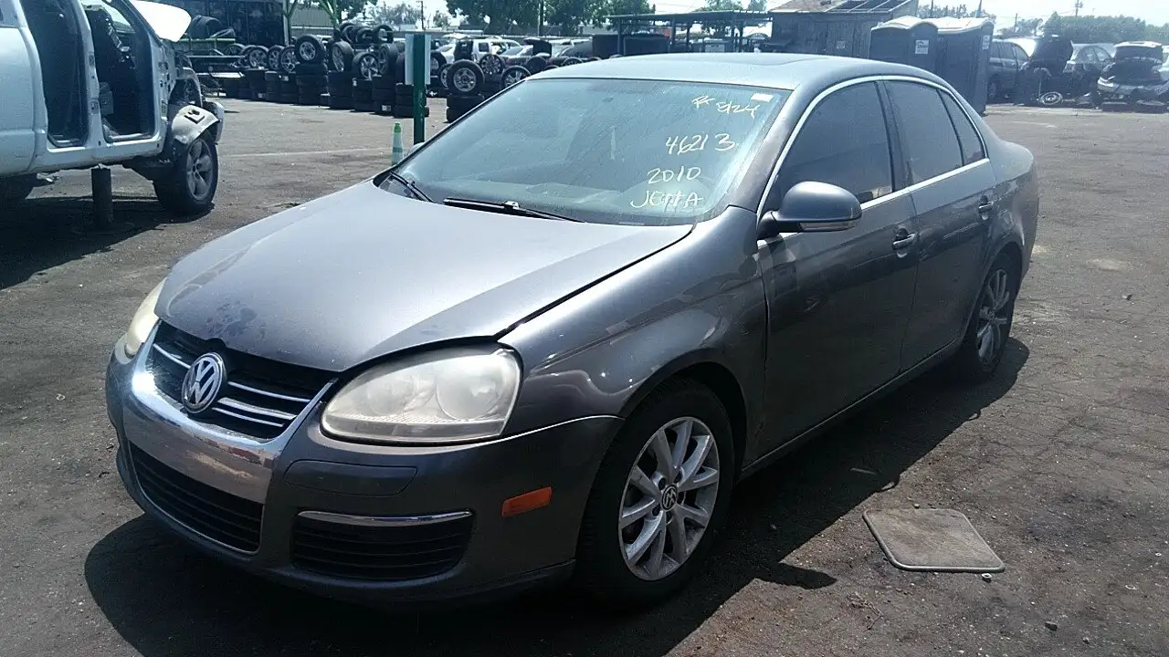 Photo of 2010 Volkswagen Jetta