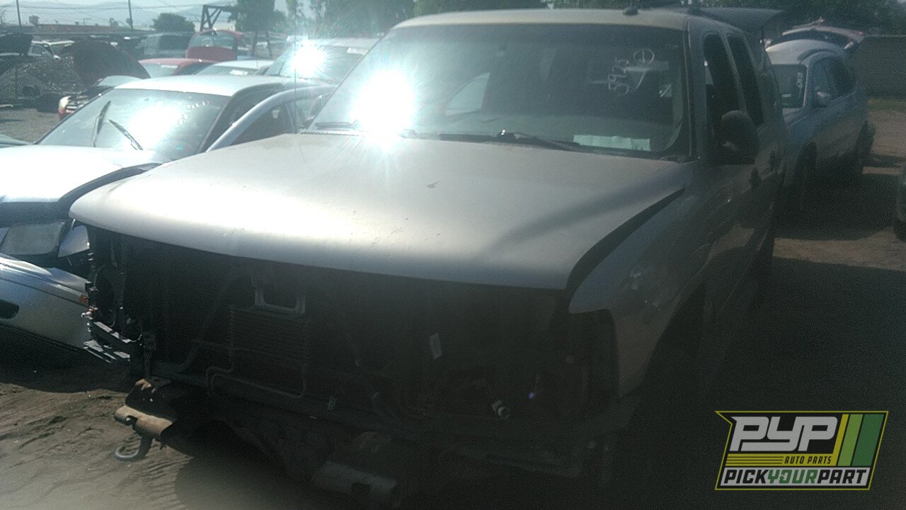 Photo of 2003 Chevrolet Suburban 1500