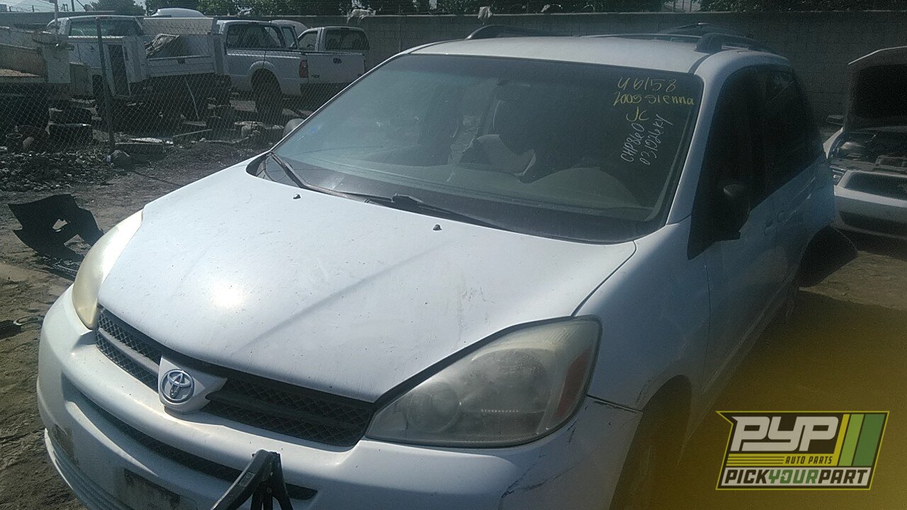 Photo of 2005 Toyota Sienna