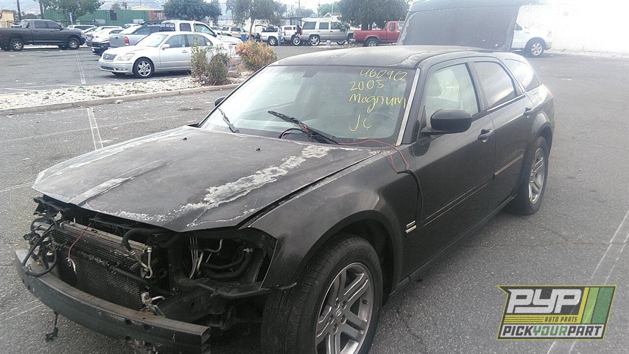 Photo of 2005 Dodge Magnum