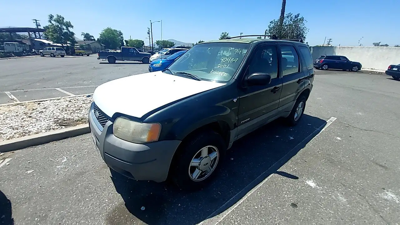 Photo of 2001 Ford Escape