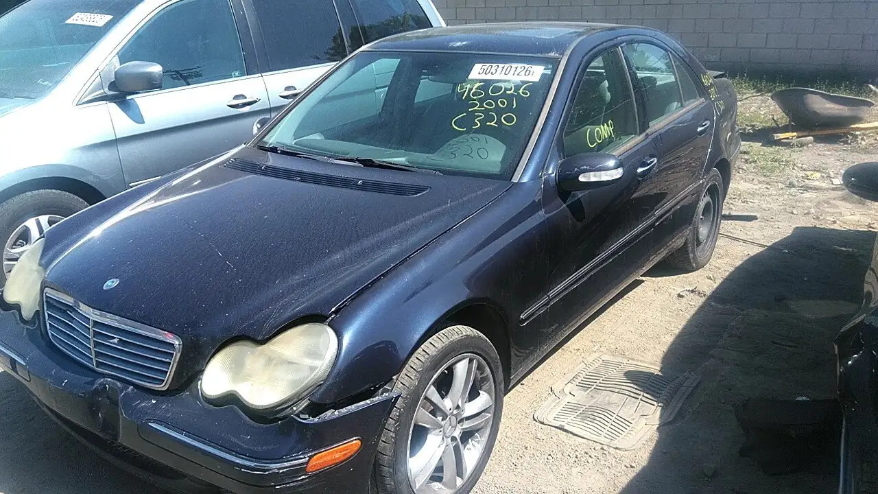 Photo of 2001 Mercedes-Benz C320