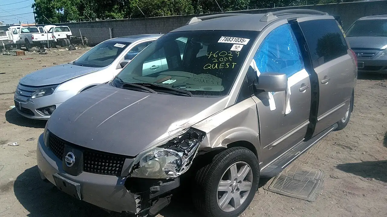 Photo of 2005 Nissan Quest