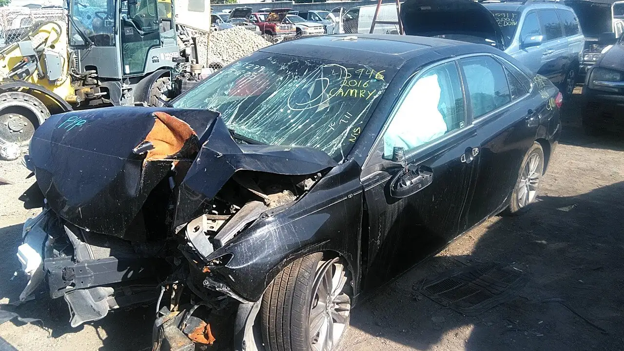 Photo of 2016 Toyota Camry