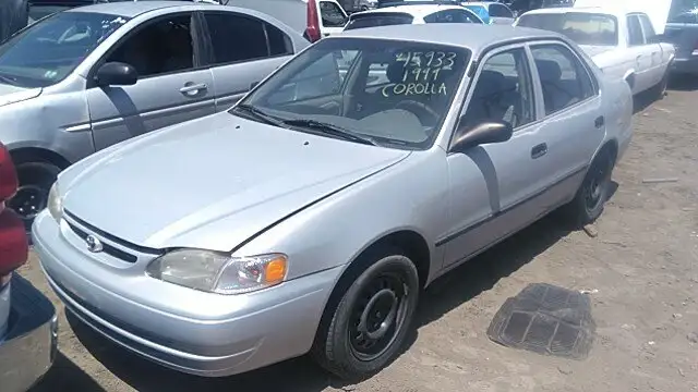 Photo of 1999 Toyota Corolla
