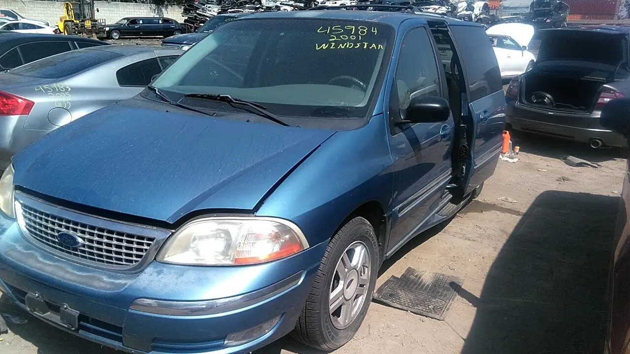 Photo of 2001 Ford Windstar