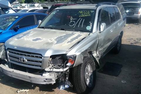 Photo of 2004 Toyota Highlander