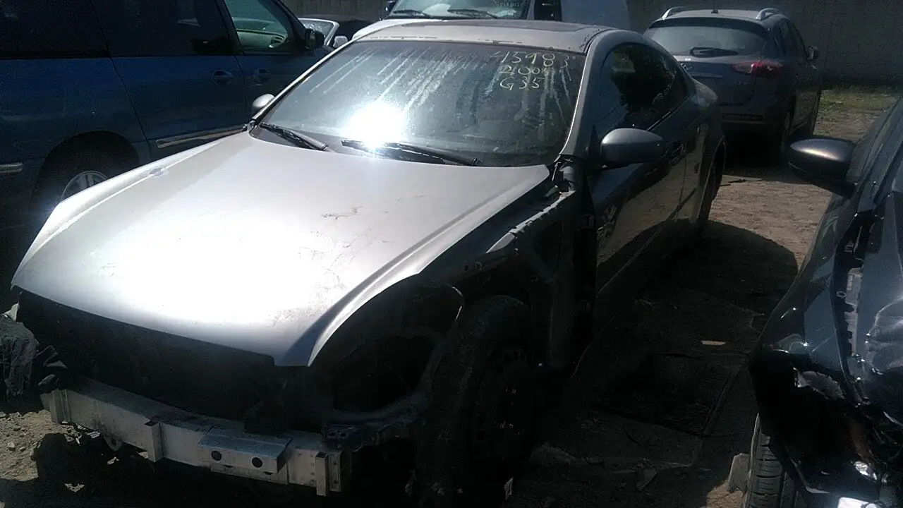 Photo of 2005 Infiniti G35