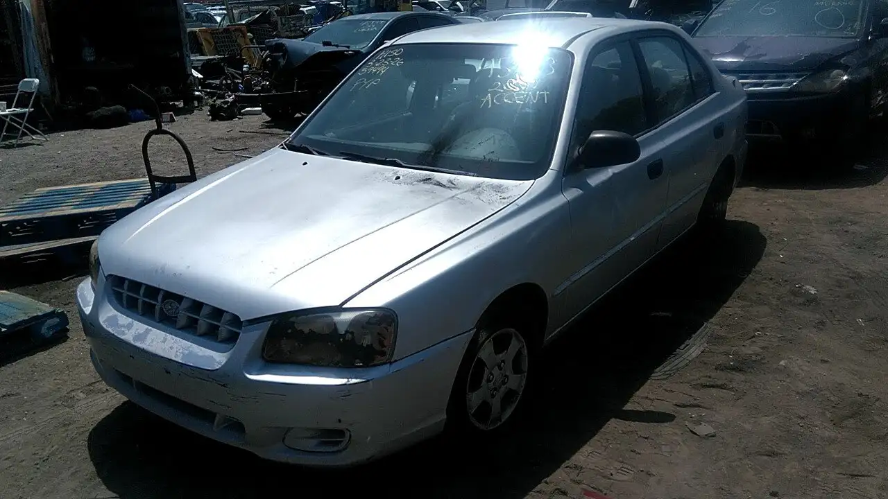 Photo of 2000 Hyundai Accent
