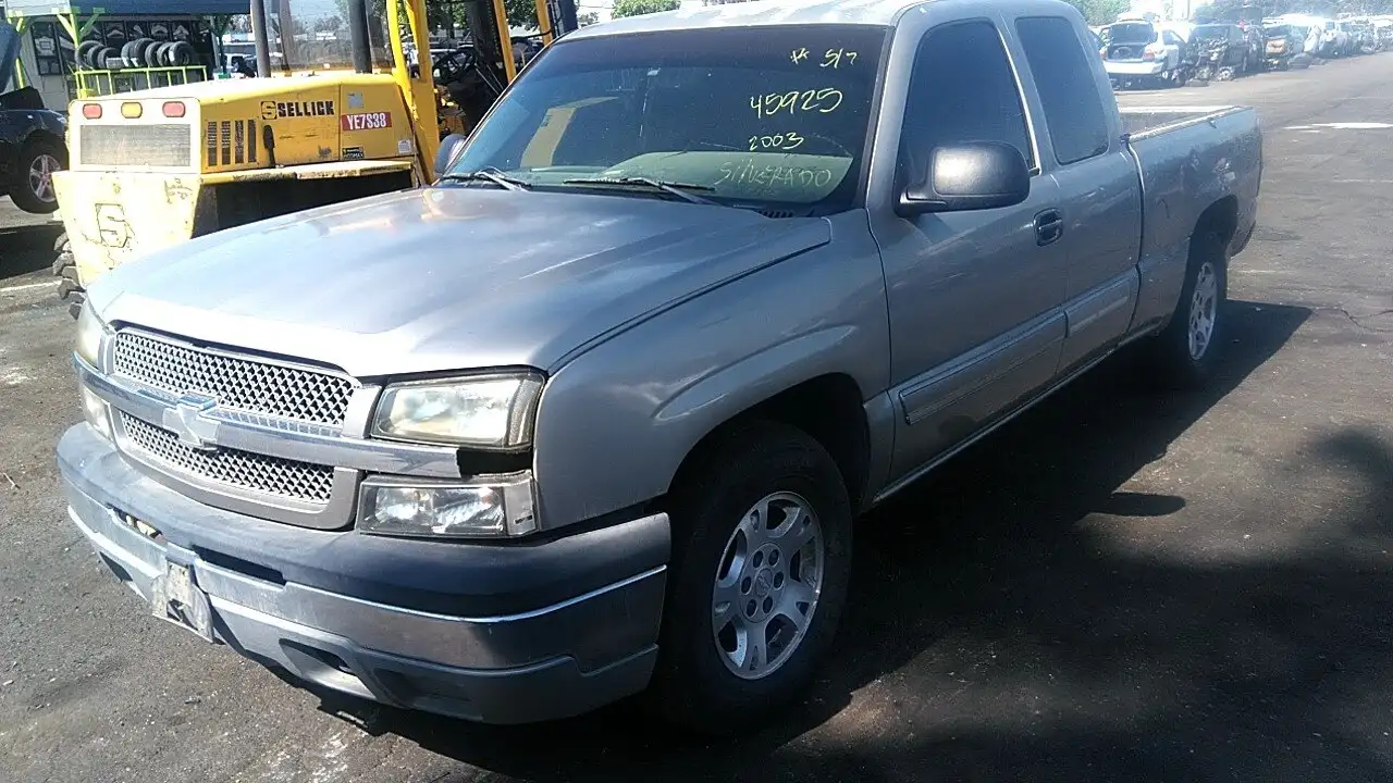 Photo of 2003 Chevrolet Silverado 1500