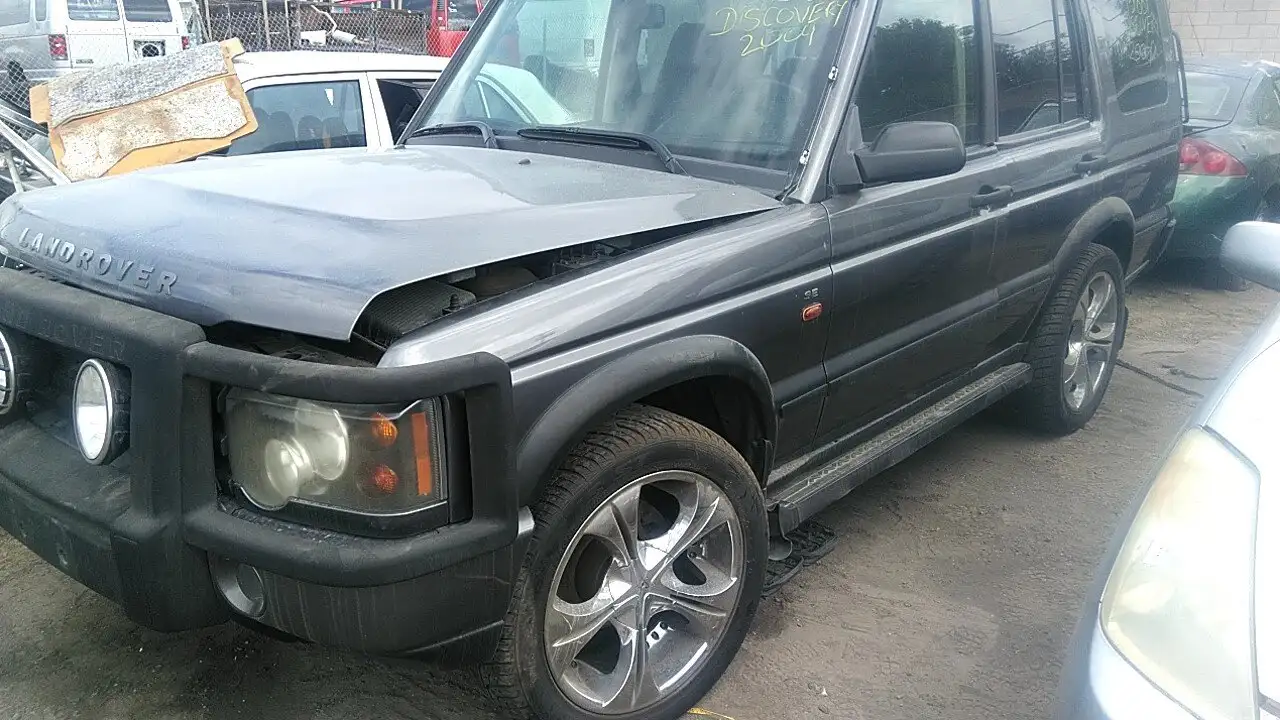 Photo of 2004 Land Rover Discovery