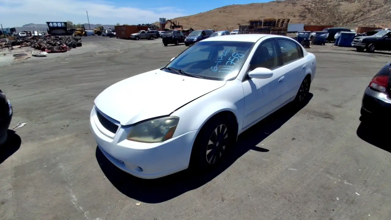 Photo of 2005 Nissan Altima