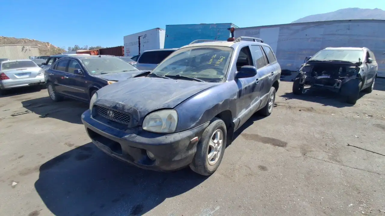 Photo of 2004 Hyundai Santa Fe