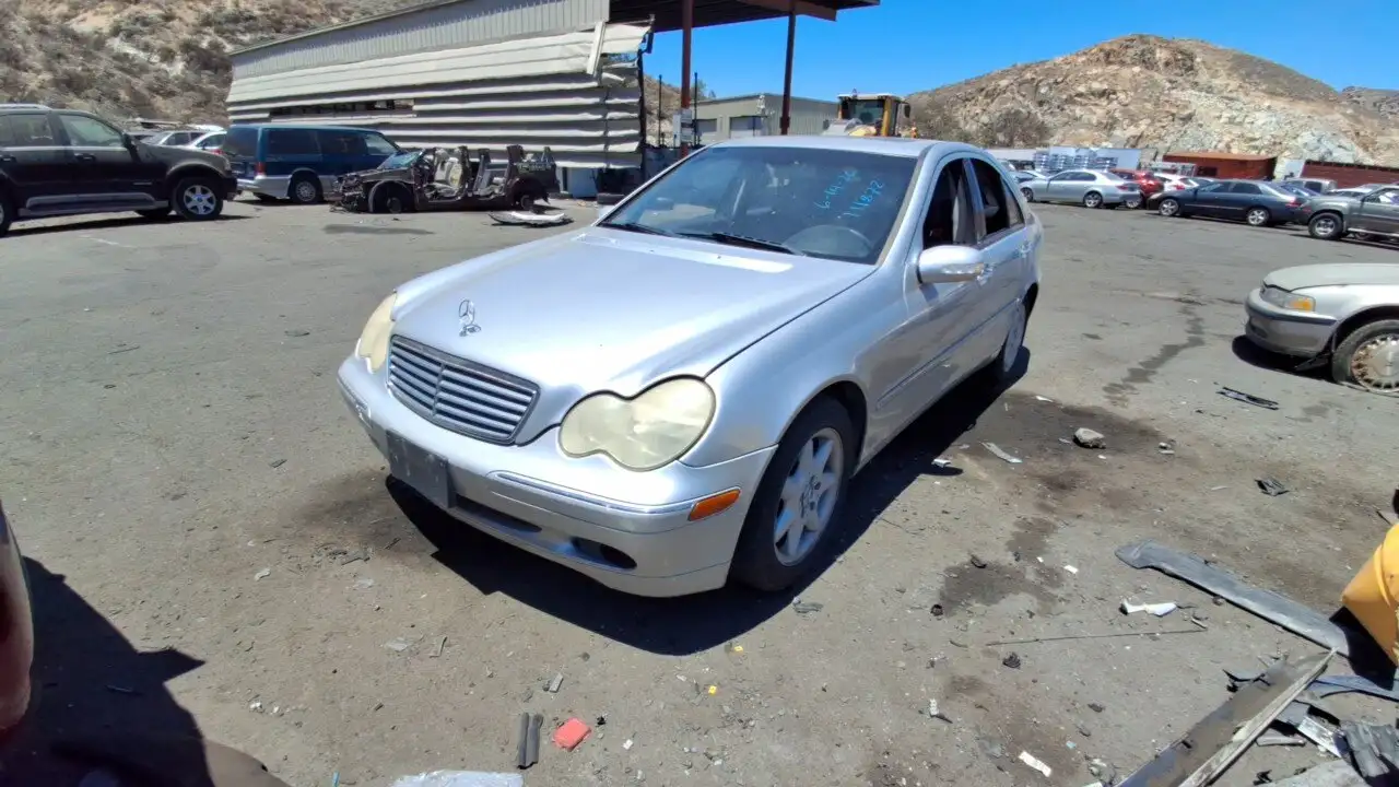 Photo of 2004 Mercedes-Benz C240