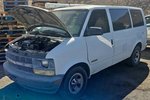 Photo of 1999 Chevrolet Astro