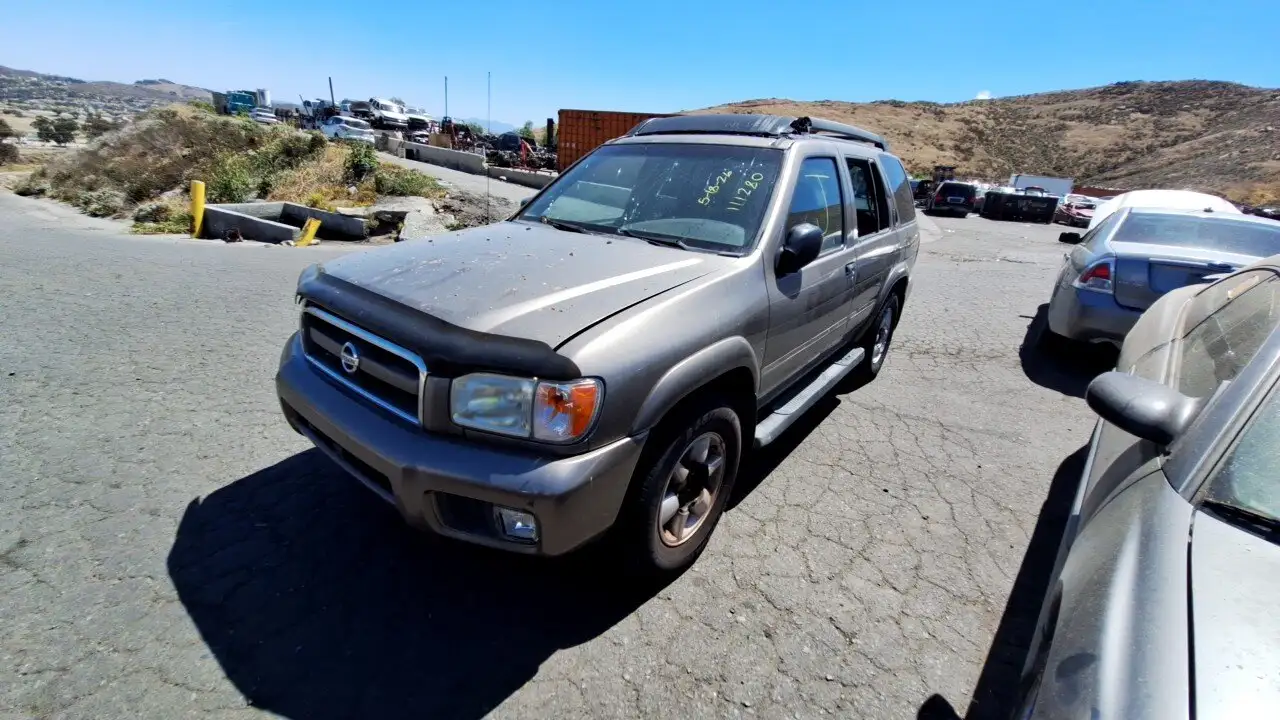 Photo of 2002 Nissan Pathfinder