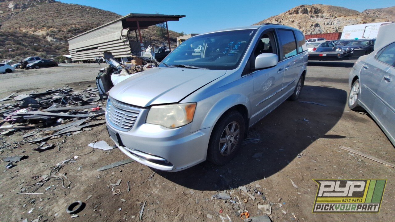 Photo of 2012 Chrysler Town & Country
