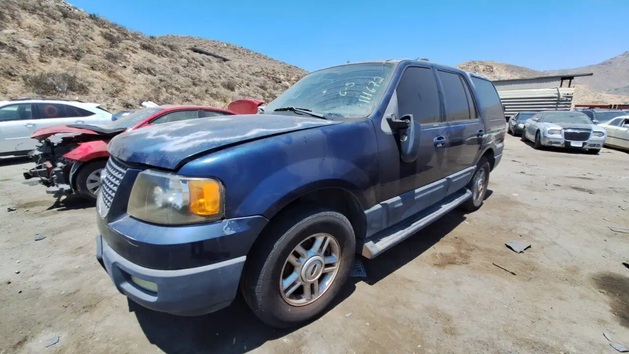 Photo of 2004 Ford Expedition