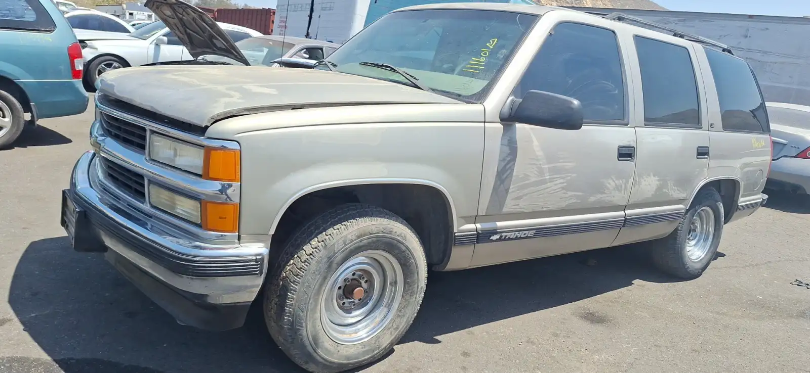 Photo of 1999 Chevrolet Tahoe