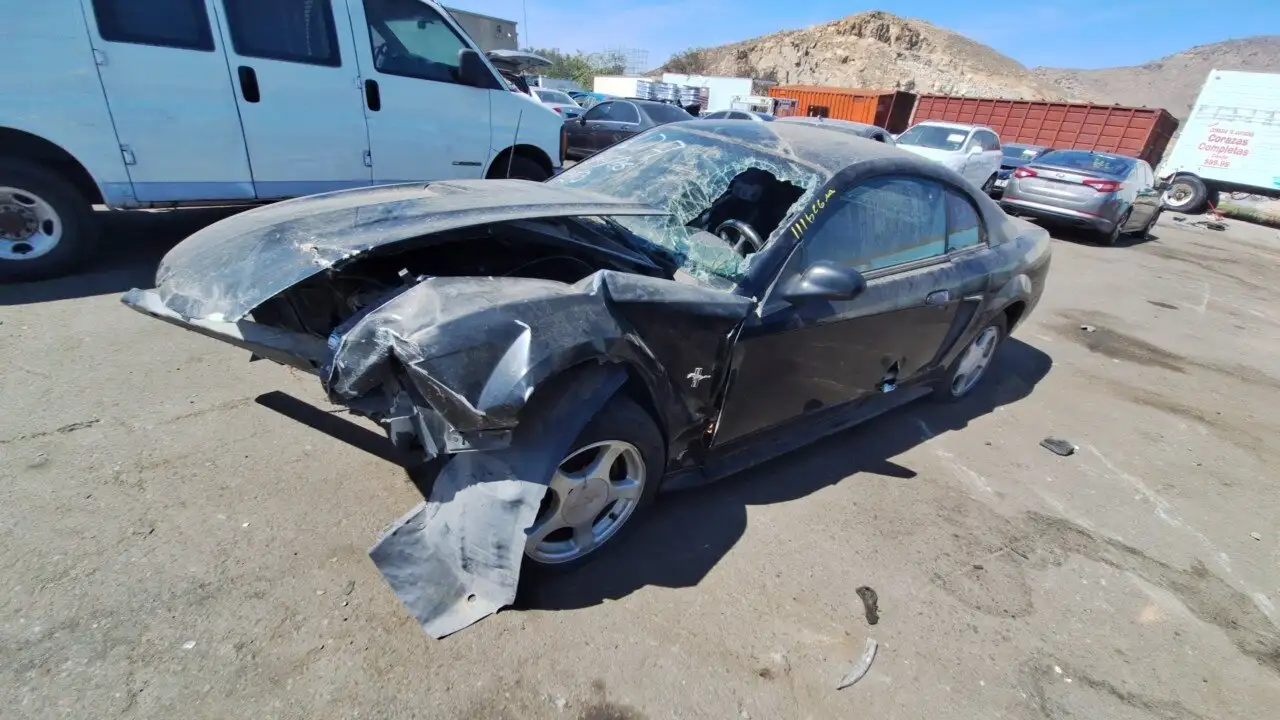 Photo of 2003 Ford Mustang