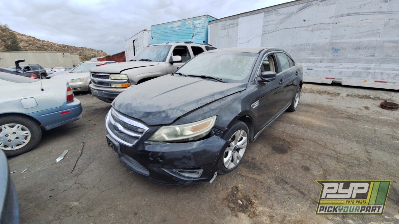 Photo of 2010 Ford Taurus